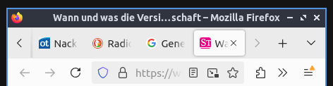 Oberer Teil eines schmalen Browser-Fensters. In der Titelleiste steht: »Wann und was die Versi…schaft – Mozilla Firefox«. Darunter sind vier Tabs, auf denen man nur Nack…, Radi…, Gene… und Wa… lesen kann. Darunter ist die Adressleiste, in der man nur »https://w…« sieht.